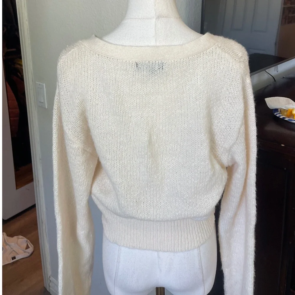 Love Tree Y2K Cable Knit Cropped Crochet Cardigan‎ Sweater Size L Coquette Rose